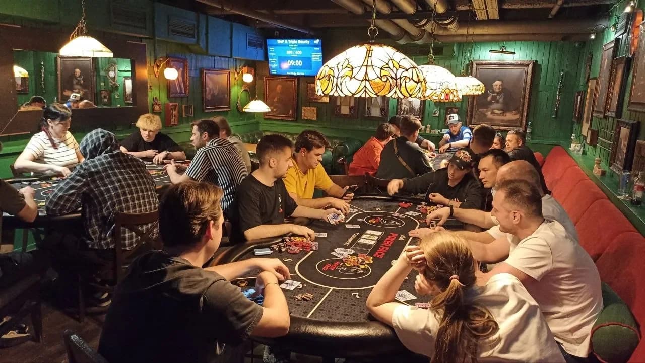 POKER FACE Club