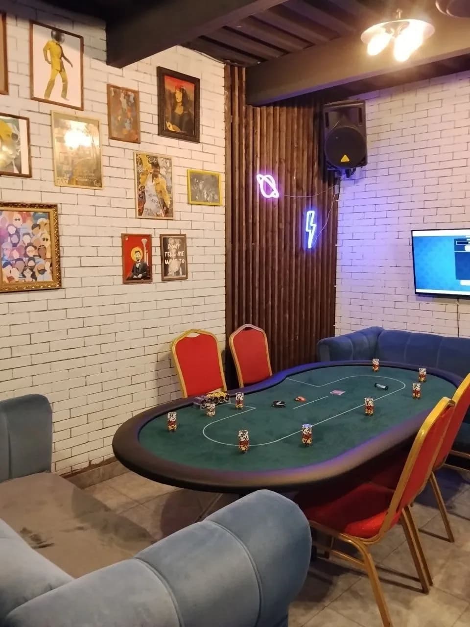 ROYAL | Покер в Химках