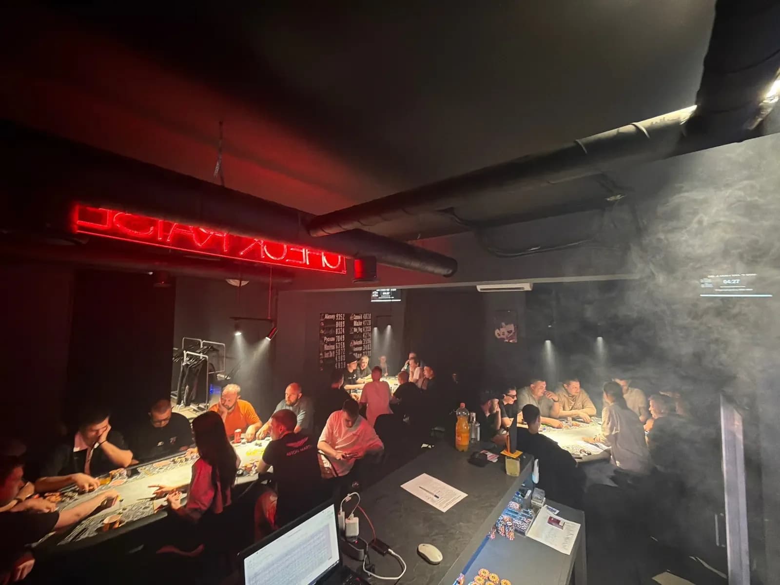 Check-Raise Poker Club