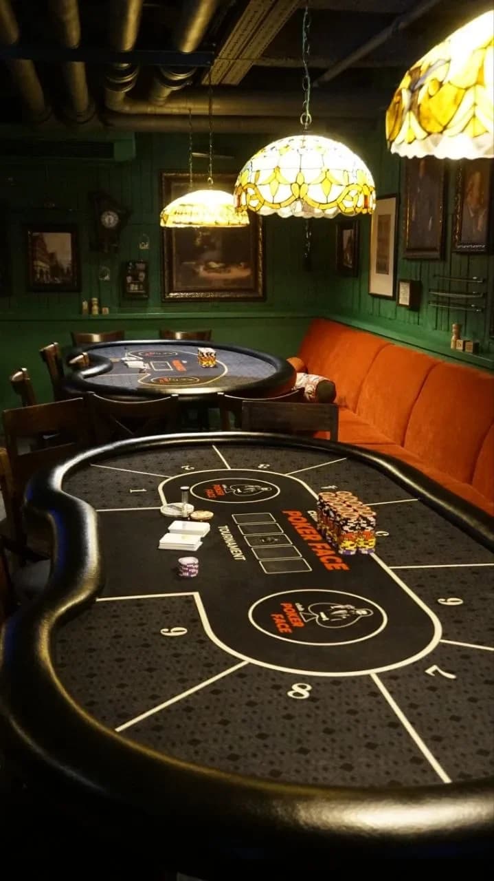 POKER FACE Club